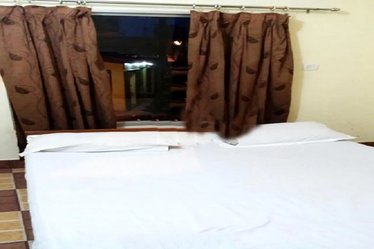 Goroomgo Kashi Inn Varanasi Near Railway Station Indie